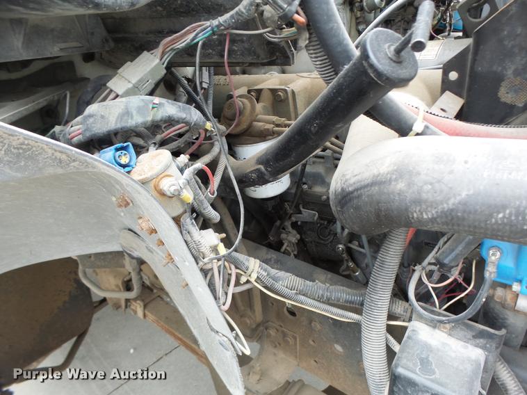 image for item DB5865 1991 Ford F700 bucket truck