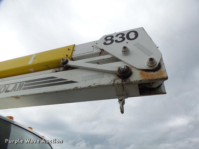 image for item DB5865 1991 Ford F700 bucket truck