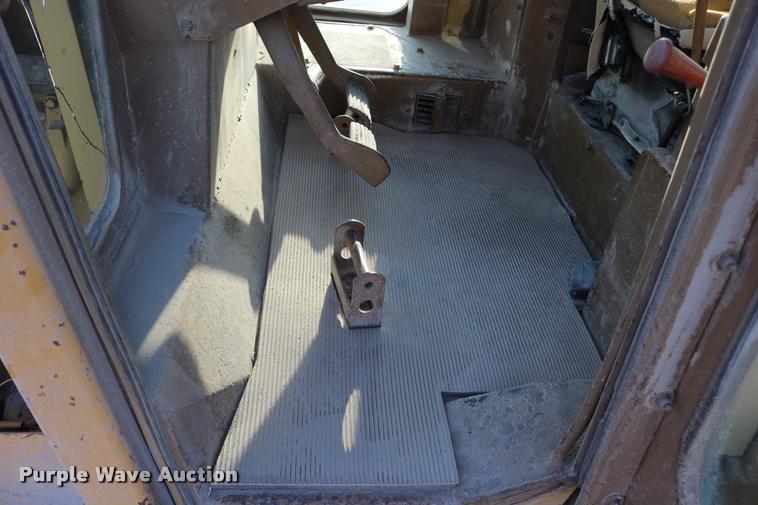 image for item DB9273 1979 Caterpillar D8K dozer