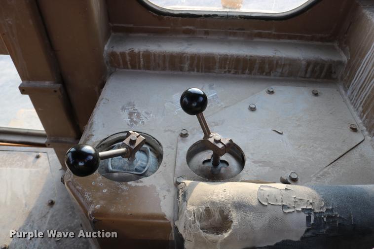 image for item DB9273 1979 Caterpillar D8K dozer