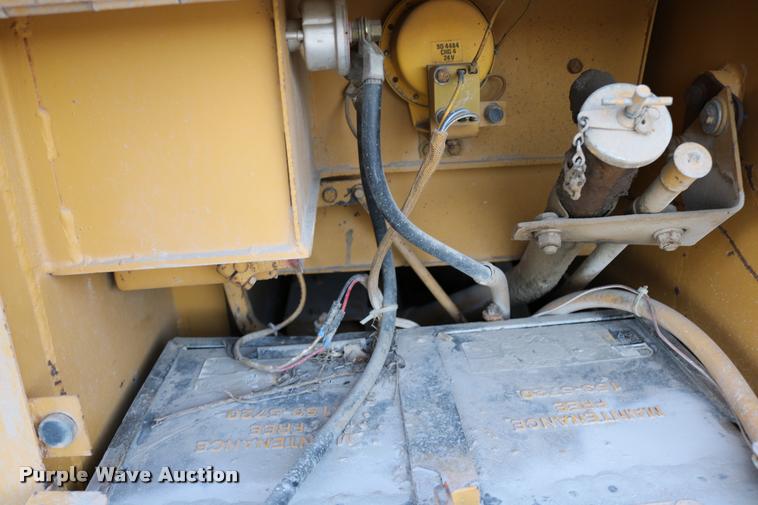 image for item DB9273 1979 Caterpillar D8K dozer