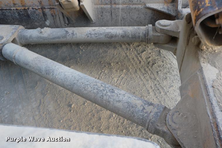 image for item DB9273 1979 Caterpillar D8K dozer