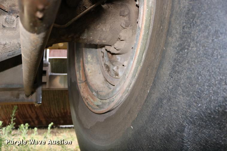 image for item DB9281 Clark 290M conventional scraper