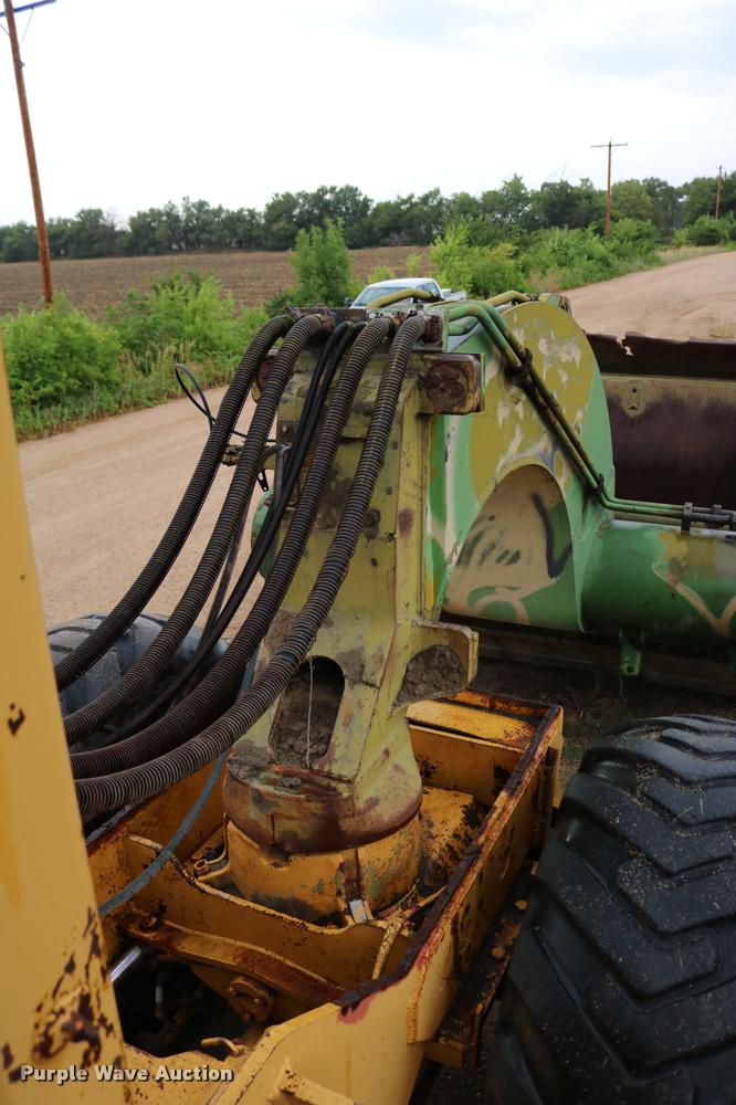 image for item DB9282 Clark 290M conventional scraper