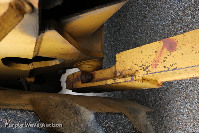 image for item DB9282 Clark 290M conventional scraper