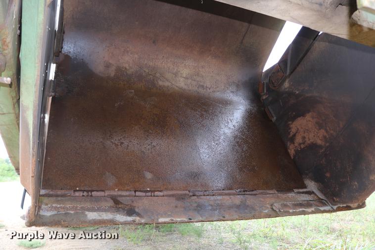 image for item DB9282 Clark 290M conventional scraper