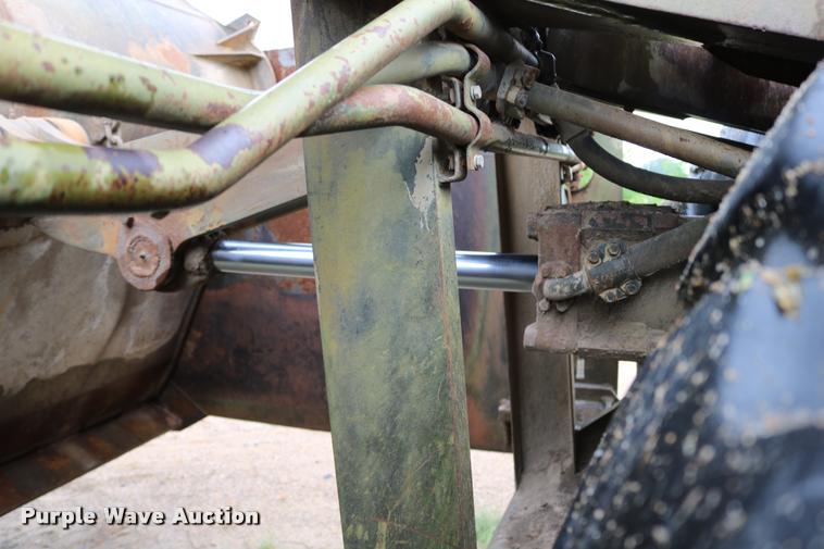 image for item DB9282 Clark 290M conventional scraper