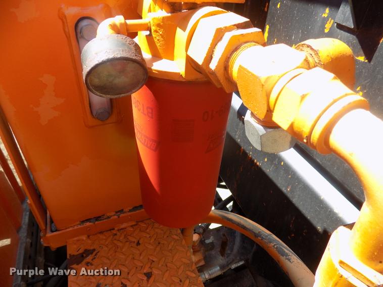 image for item DC4932 1995 International 4900 dump truck