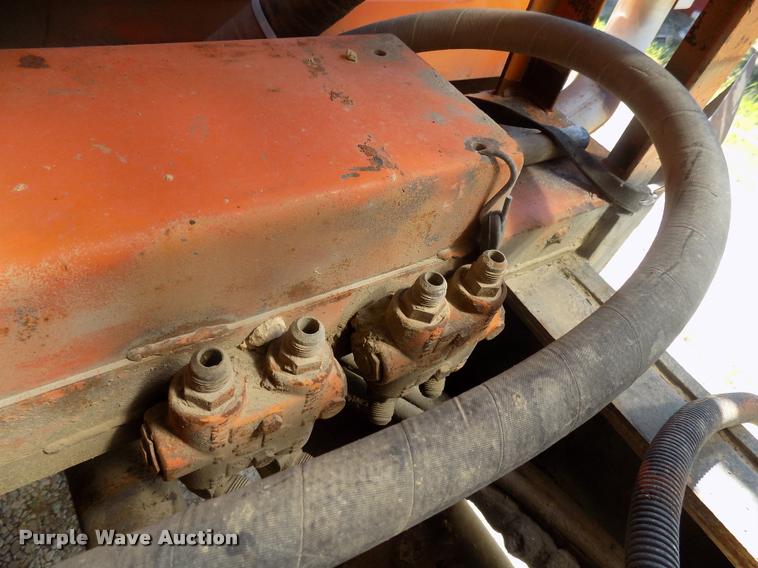 image for item DC4932 1995 International 4900 dump truck