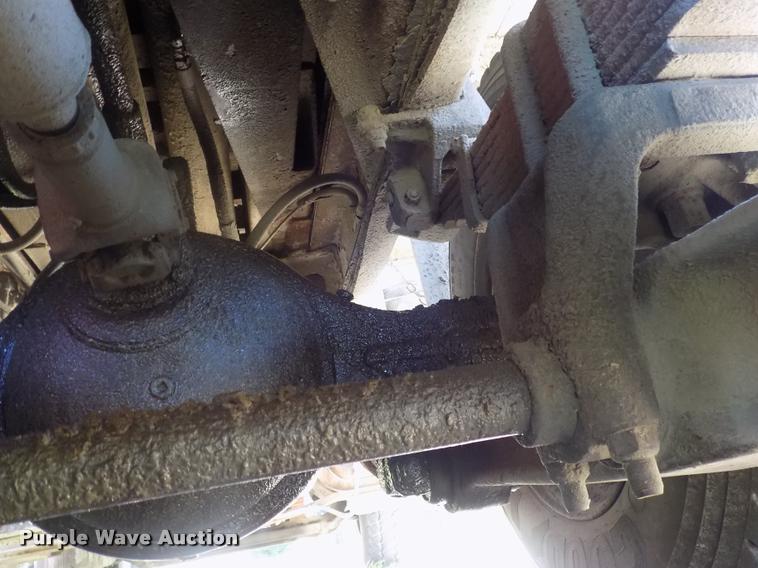 image for item DC4932 1995 International 4900 dump truck