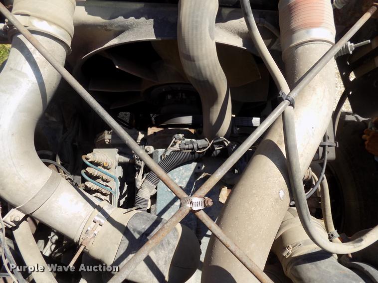 image for item DC4932 1995 International 4900 dump truck