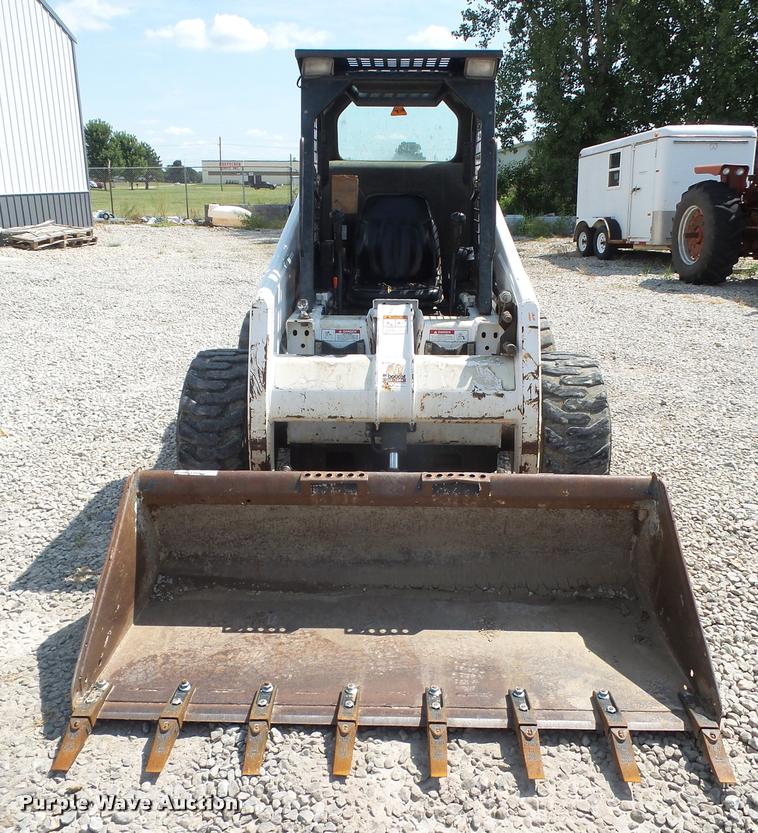 image for item DC5410 1999 Bobcat 863 skid steer