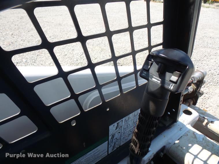 image for item DC5410 1999 Bobcat 863 skid steer