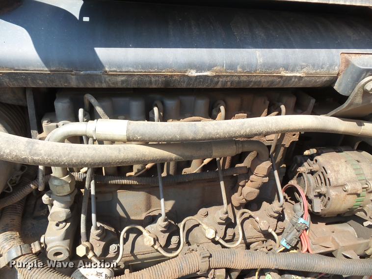 image for item DC5410 1999 Bobcat 863 skid steer