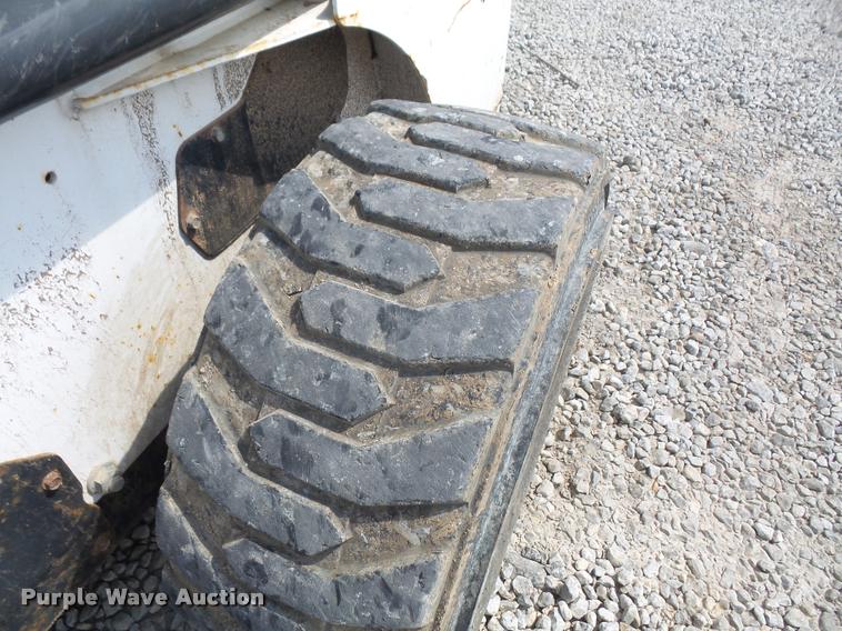 image for item DC5410 1999 Bobcat 863 skid steer