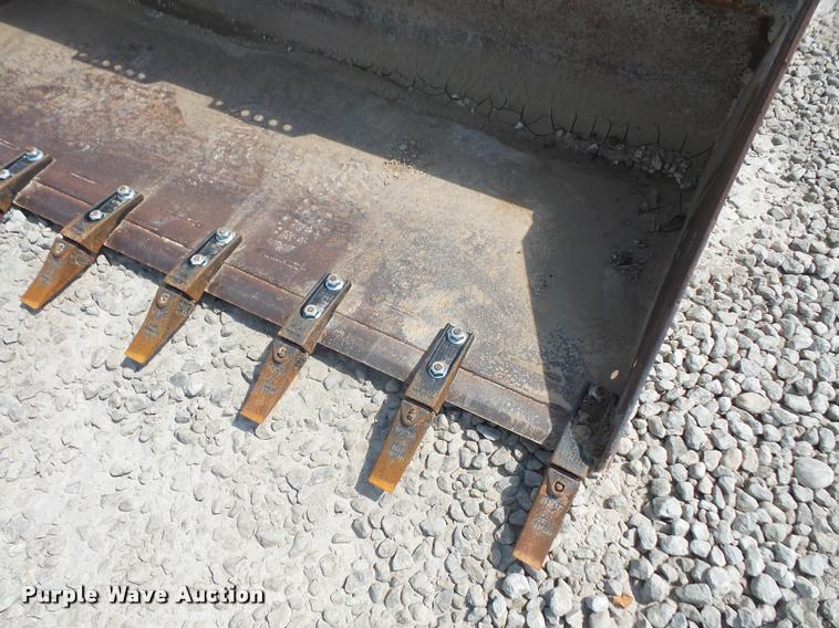 image for item DC5410 1999 Bobcat 863 skid steer