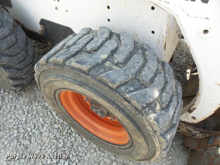 image for item DC5410 1999 Bobcat 863 skid steer