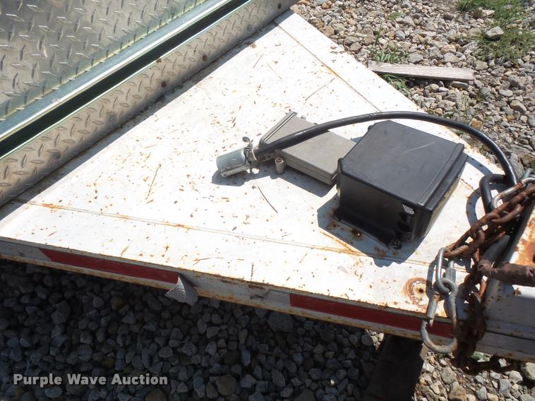 image for item DC5430 2003 W-W enclosed cargo trailer