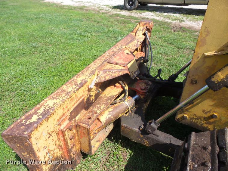 image for item DC5492 1973 Case 450 dozer