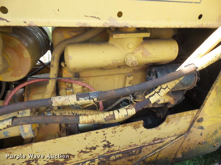 image for item DC5492 1973 Case 450 dozer