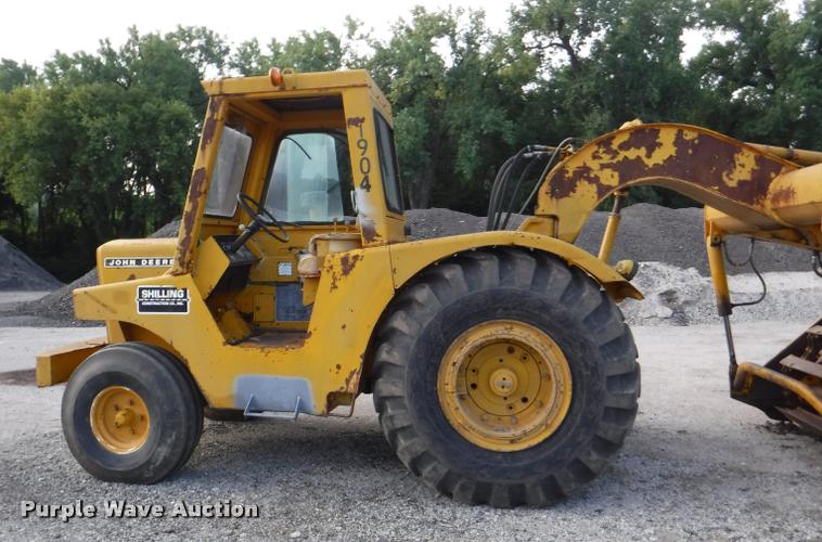 image for item DD0877 John Deere 760A elevating scraper