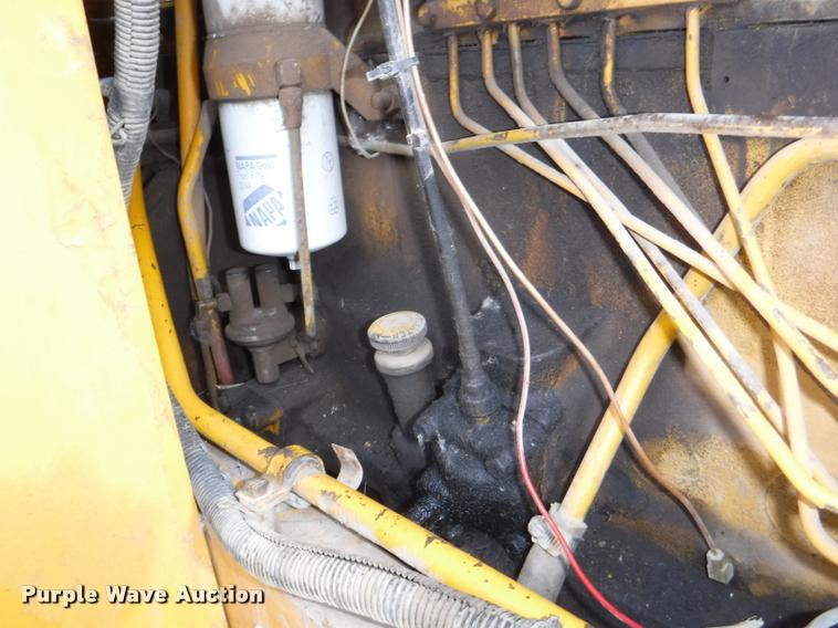 image for item DD0877 John Deere 760A elevating scraper