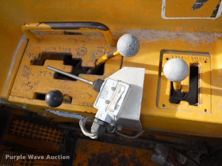 image for item DD0877 John Deere 760A elevating scraper