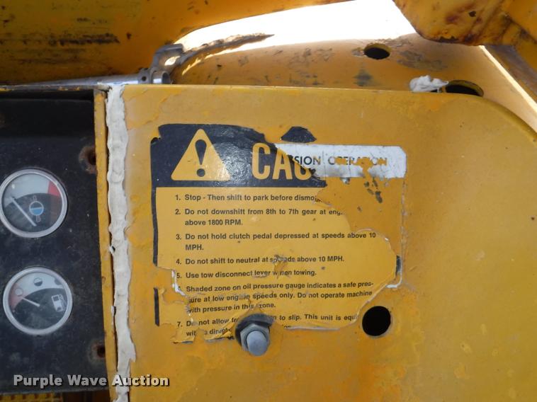 image for item DD0877 John Deere 760A elevating scraper