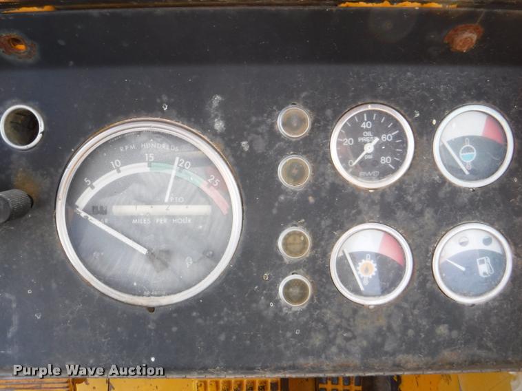 image for item DD0877 John Deere 760A elevating scraper