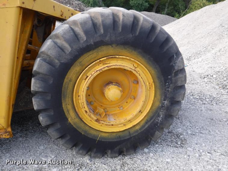 image for item DD0877 John Deere 760A elevating scraper