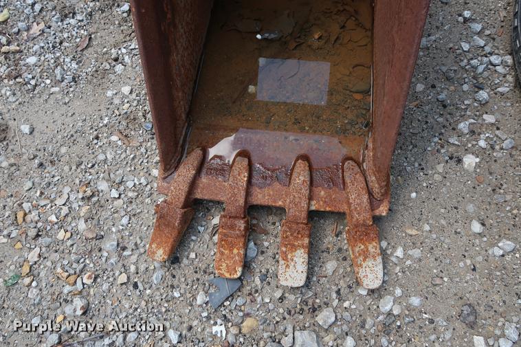 image for item DD1645 Wain Roy excavator bucket