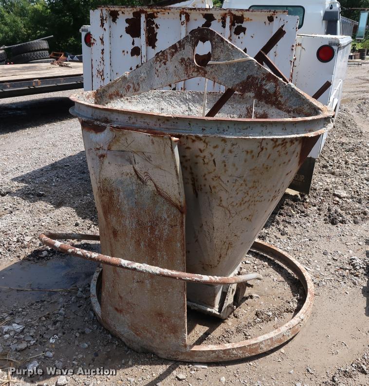 image for item DD1654 Concrete dispenser