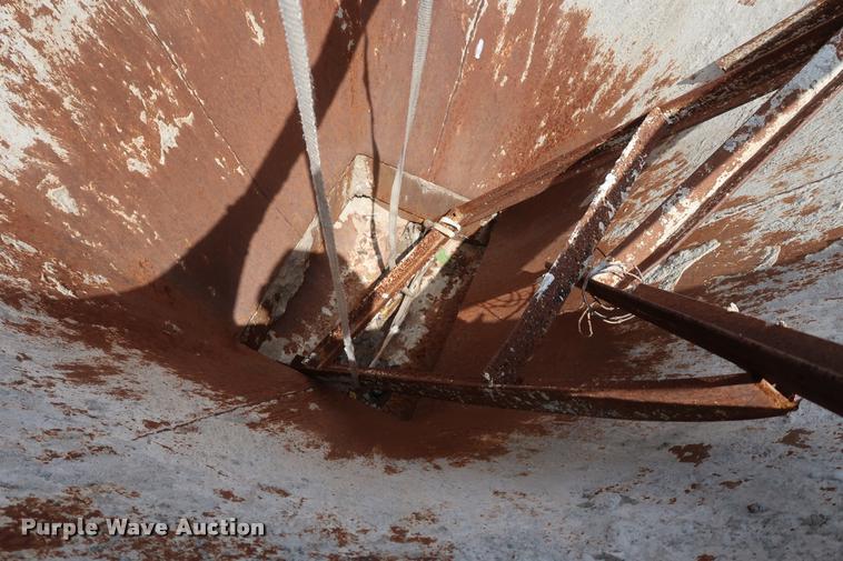 image for item DD1654 Concrete dispenser