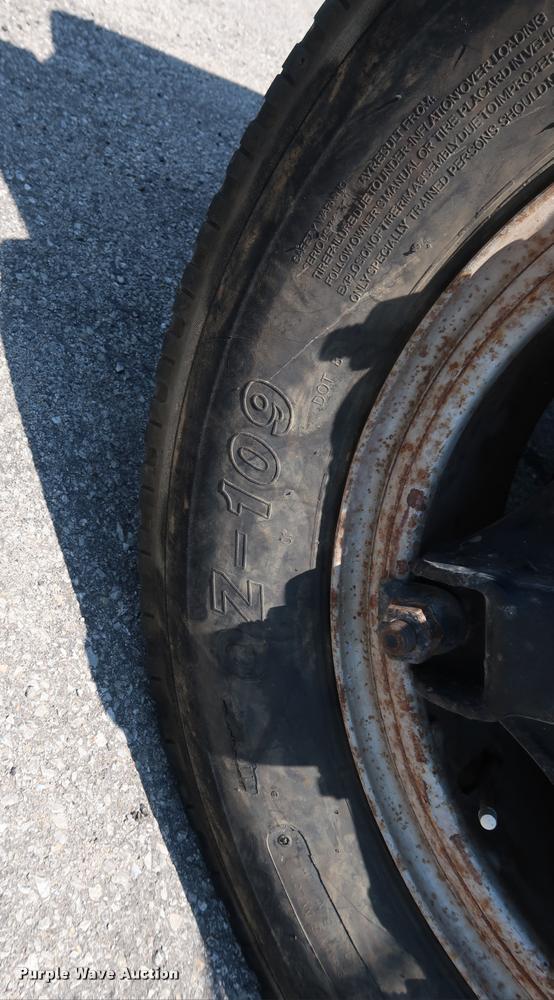 image for item DD1688 1988 GMC TopKick 7000 dump truck