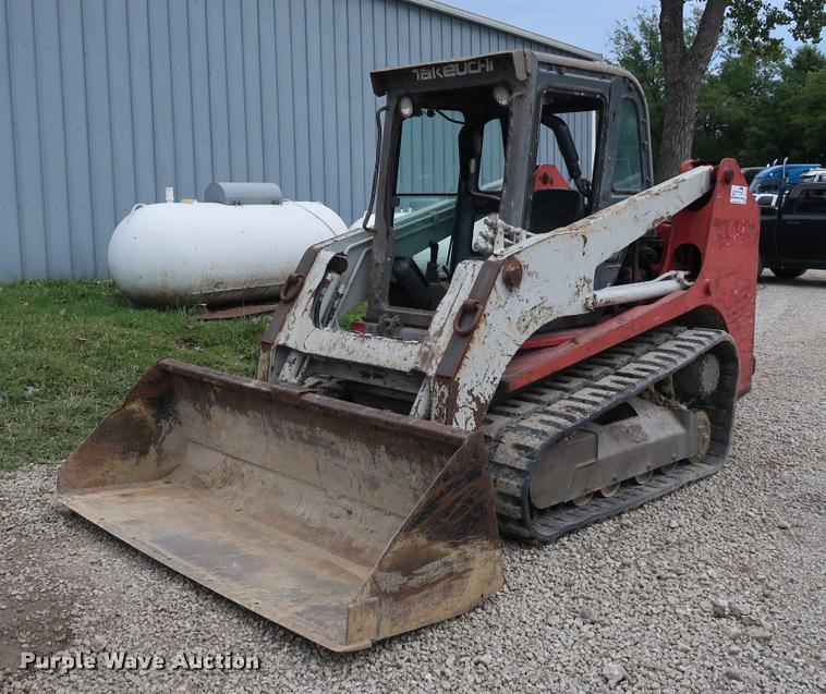 image for item DD2245 2005 Takeuchi TL140 skid steer