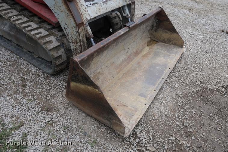 image for item DD2245 2005 Takeuchi TL140 skid steer