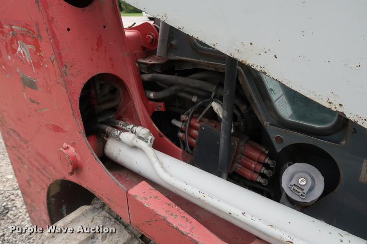 image for item DD2245 2005 Takeuchi TL140 skid steer