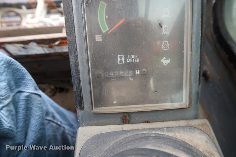 image for item DD2245 2005 Takeuchi TL140 skid steer