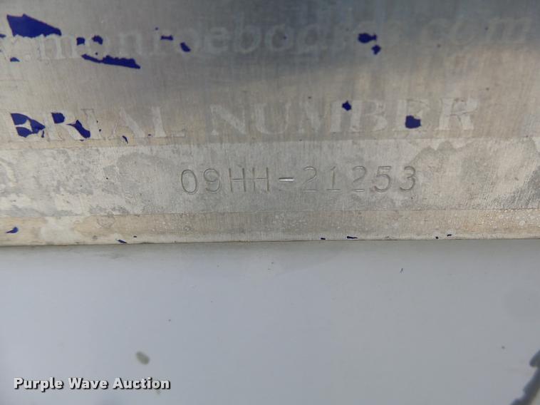 image for item DF9372 2008 Dodge Ram 5500 Quad Cab service truck