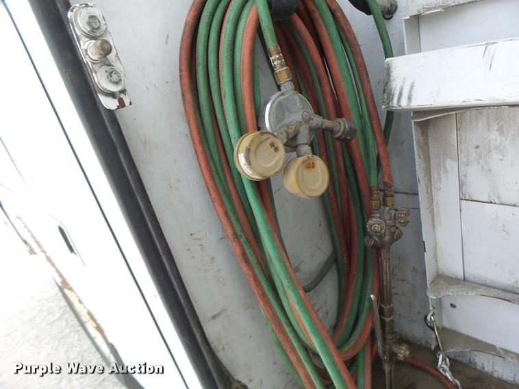 image for item DF9372 2008 Dodge Ram 5500 Quad Cab service truck