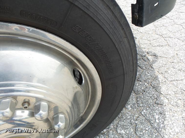 image for item DF9372 2008 Dodge Ram 5500 Quad Cab service truck