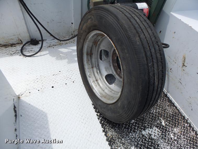 image for item DF9372 2008 Dodge Ram 5500 Quad Cab service truck