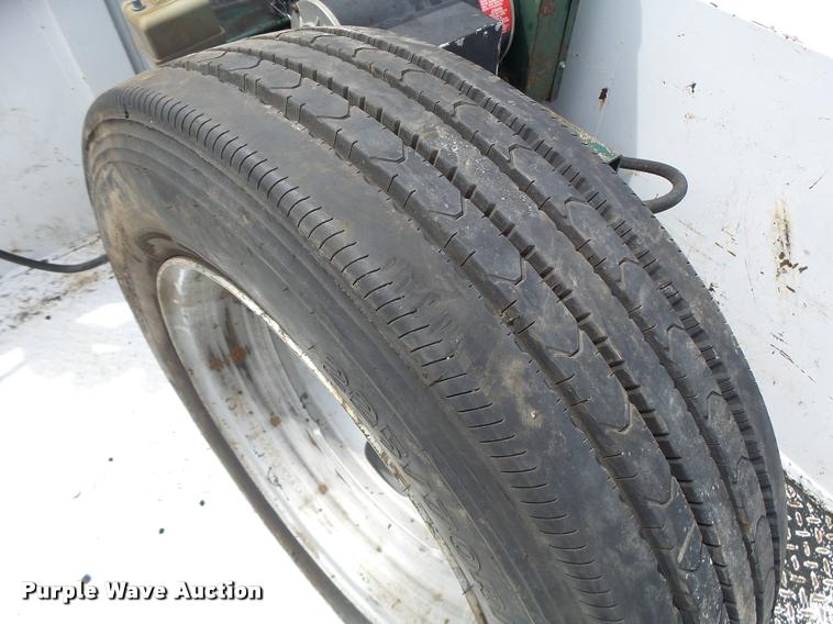 image for item DF9372 2008 Dodge Ram 5500 Quad Cab service truck