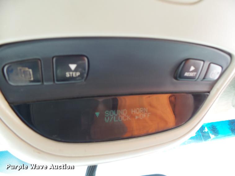 image for item DF9372 2008 Dodge Ram 5500 Quad Cab service truck