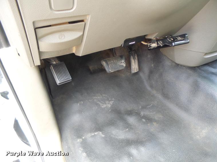 image for item DF9372 2008 Dodge Ram 5500 Quad Cab service truck