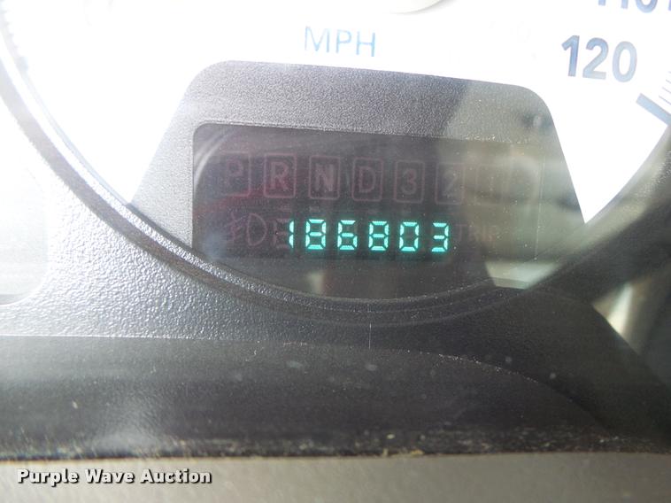 image for item DF9372 2008 Dodge Ram 5500 Quad Cab service truck