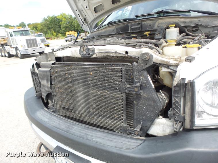 image for item DF9372 2008 Dodge Ram 5500 Quad Cab service truck