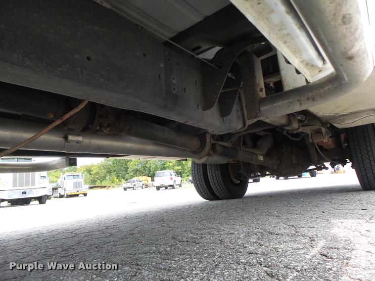 image for item DF9372 2008 Dodge Ram 5500 Quad Cab service truck