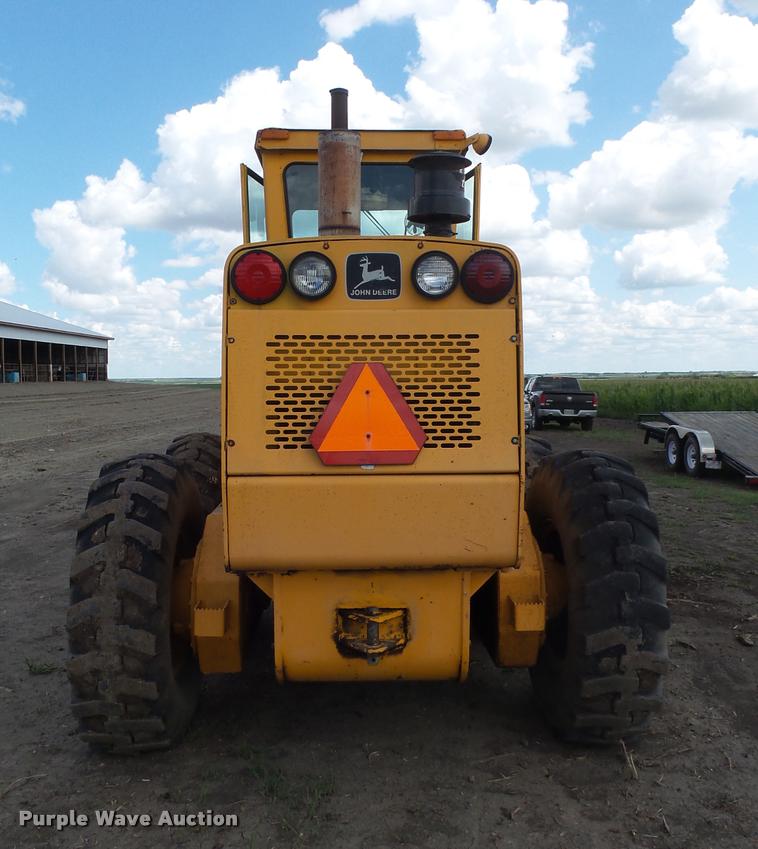 image for item DH9700 John Deere 772A motor grader