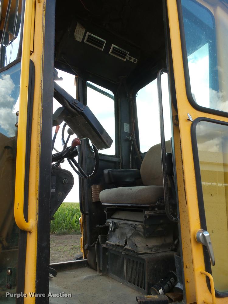 image for item DH9700 John Deere 772A motor grader